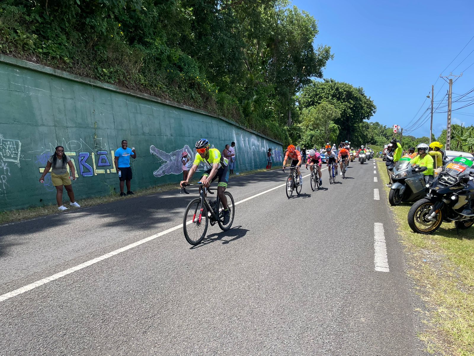     4e étape du Tour Cycliste de Guadeloupe (Saint-François / Sainte-Anne) : retour dans la plaine

