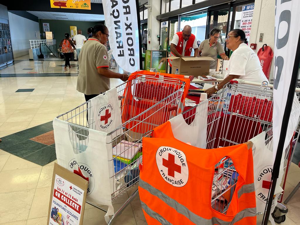     Retour sur l'opération de collecte de fournitures scolaires de la Croix-Rouge

