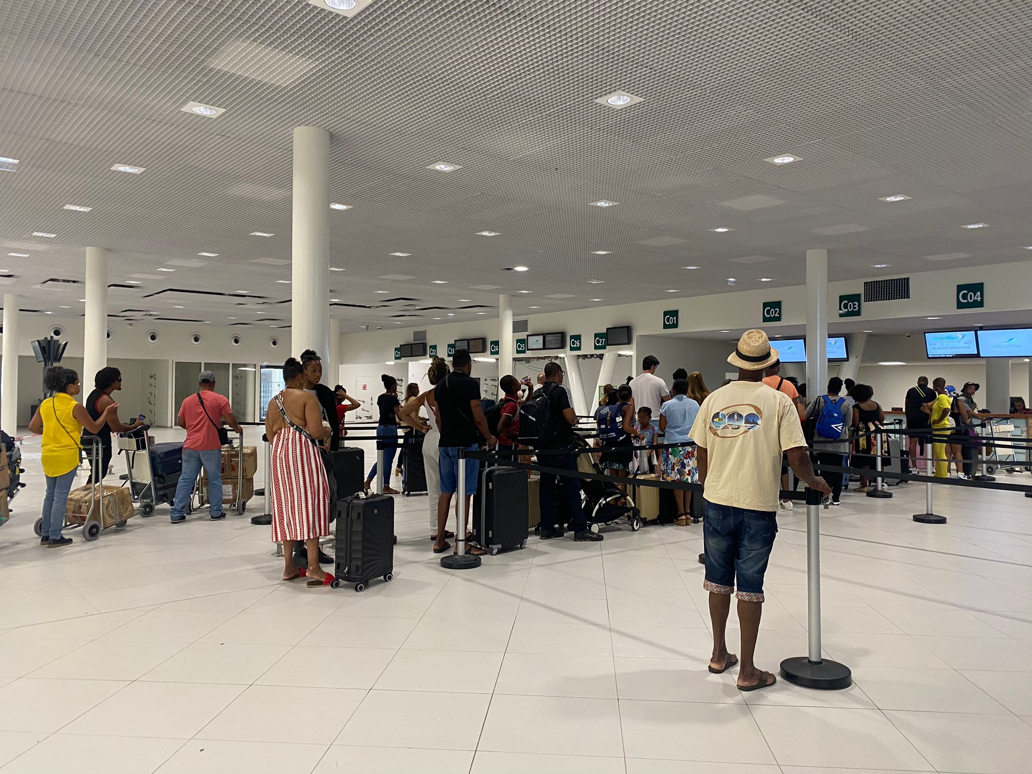     Air Antilles : la reprise ne se fait pas sans embuche

