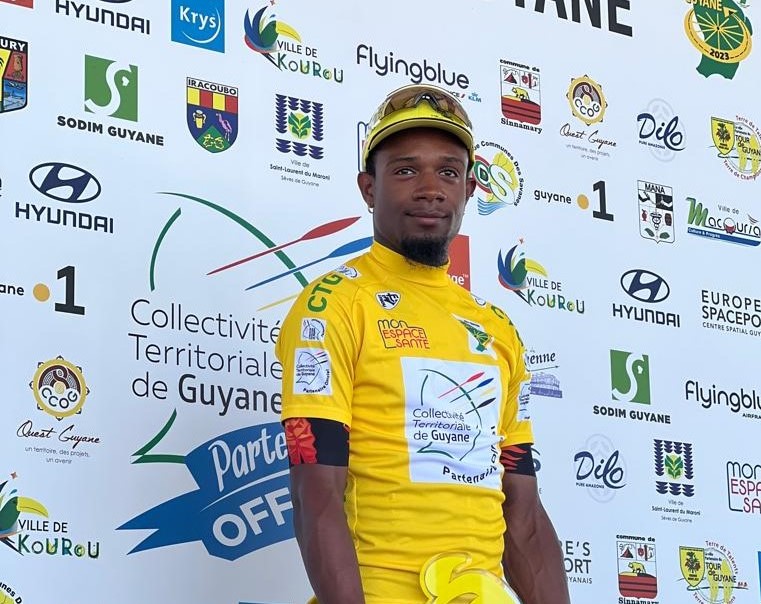     Tour cycliste de Guyane : Raphaël Lautone conserve son maillot jaune

