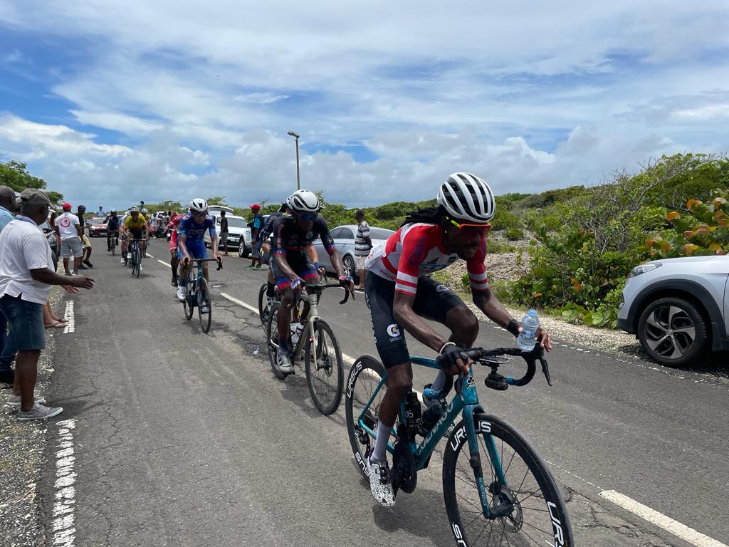     5e étape du Tour Cycliste de Guadeloupe (Deshaies / Abymes) : attention aux cassures

