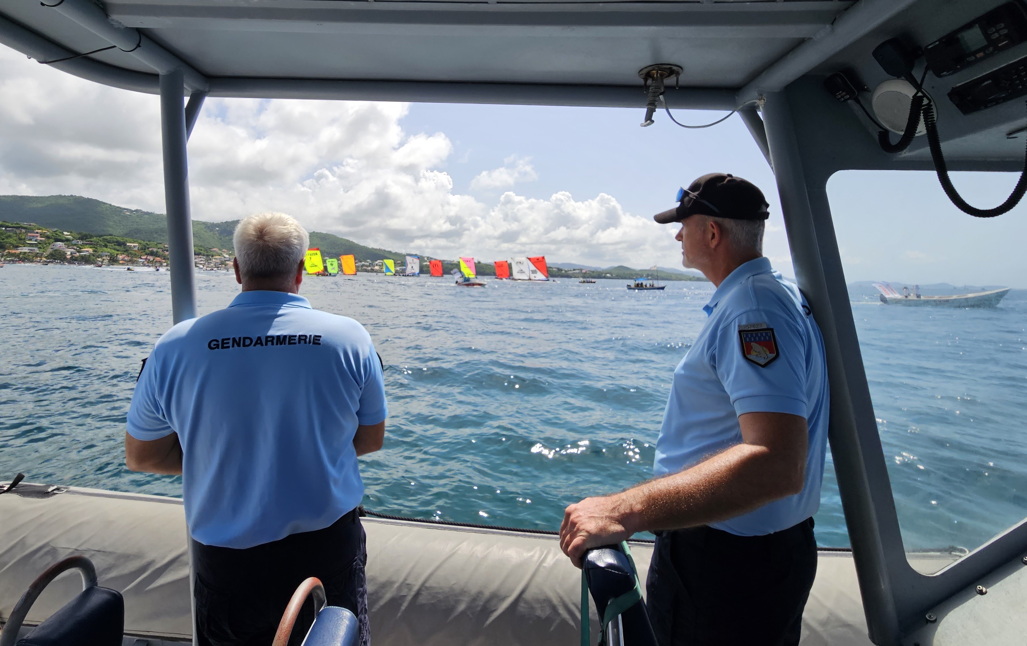     En mer aussi, la gendarmerie assure la sécurité du Tour des Yoles

