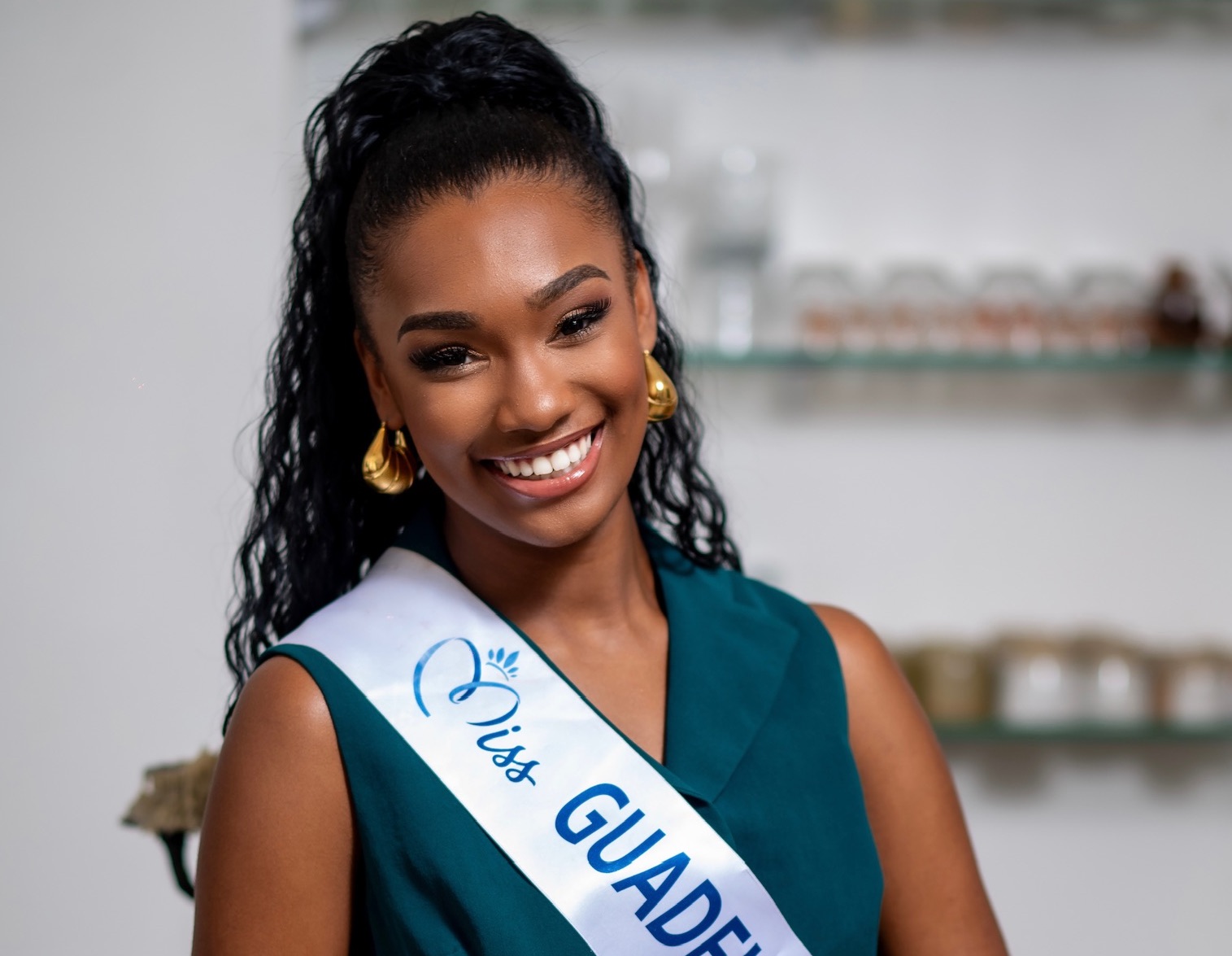     Jalylane Maës, Miss Guadeloupe, s’engage pour l’insertion professionnelle des jeunes

