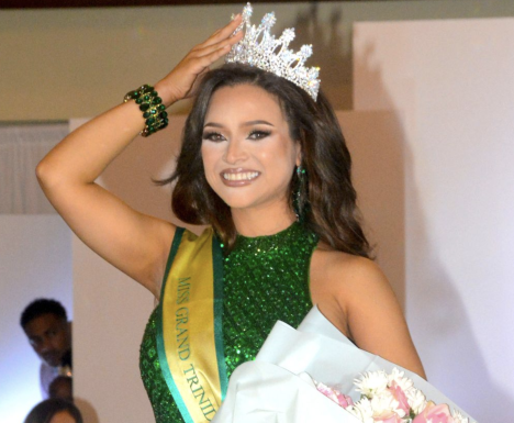     Faute de soutien, Miss Trinité-et-Tobago rend sa couronne

