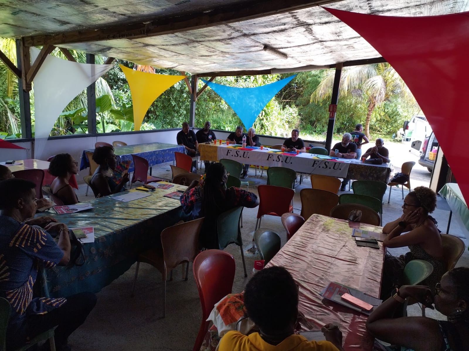     En Guadeloupe, les syndicats de l’Education ont fait leur rentrée sur fond de manque d’effectifs

