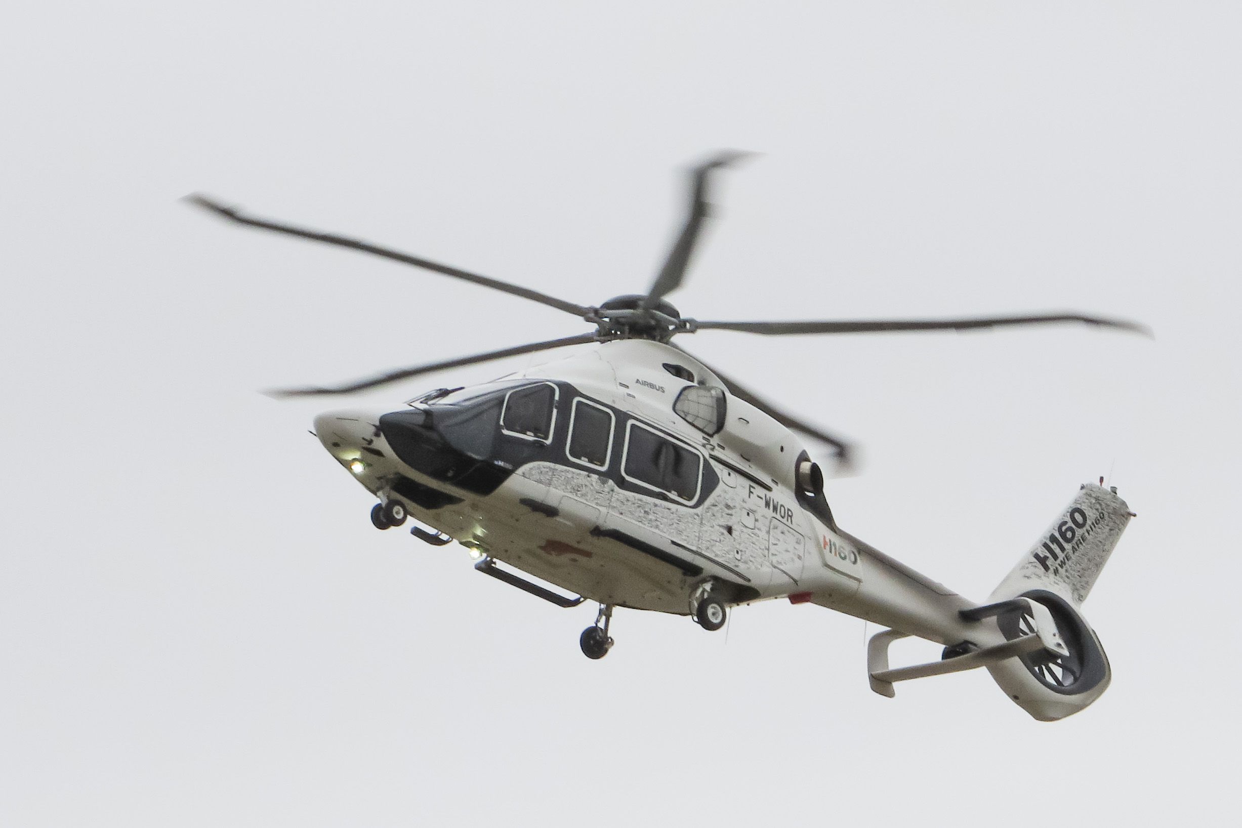     Le nouvel hélicoptère des Douanes doit arriver en novembre aux Antilles

