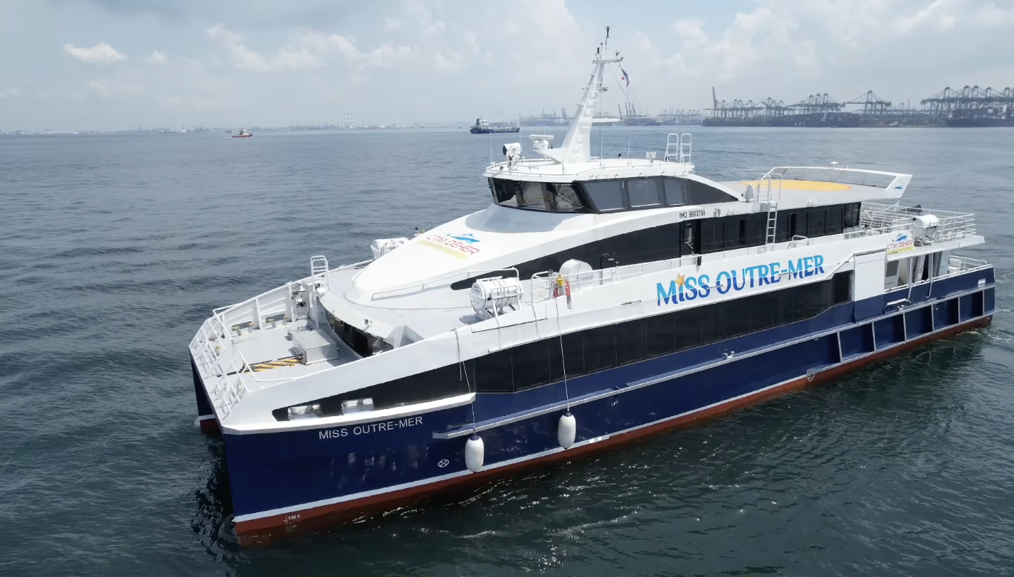     « Miss Outre-mer », un nouveau bateau vogue sur les eaux de Guadeloupe

