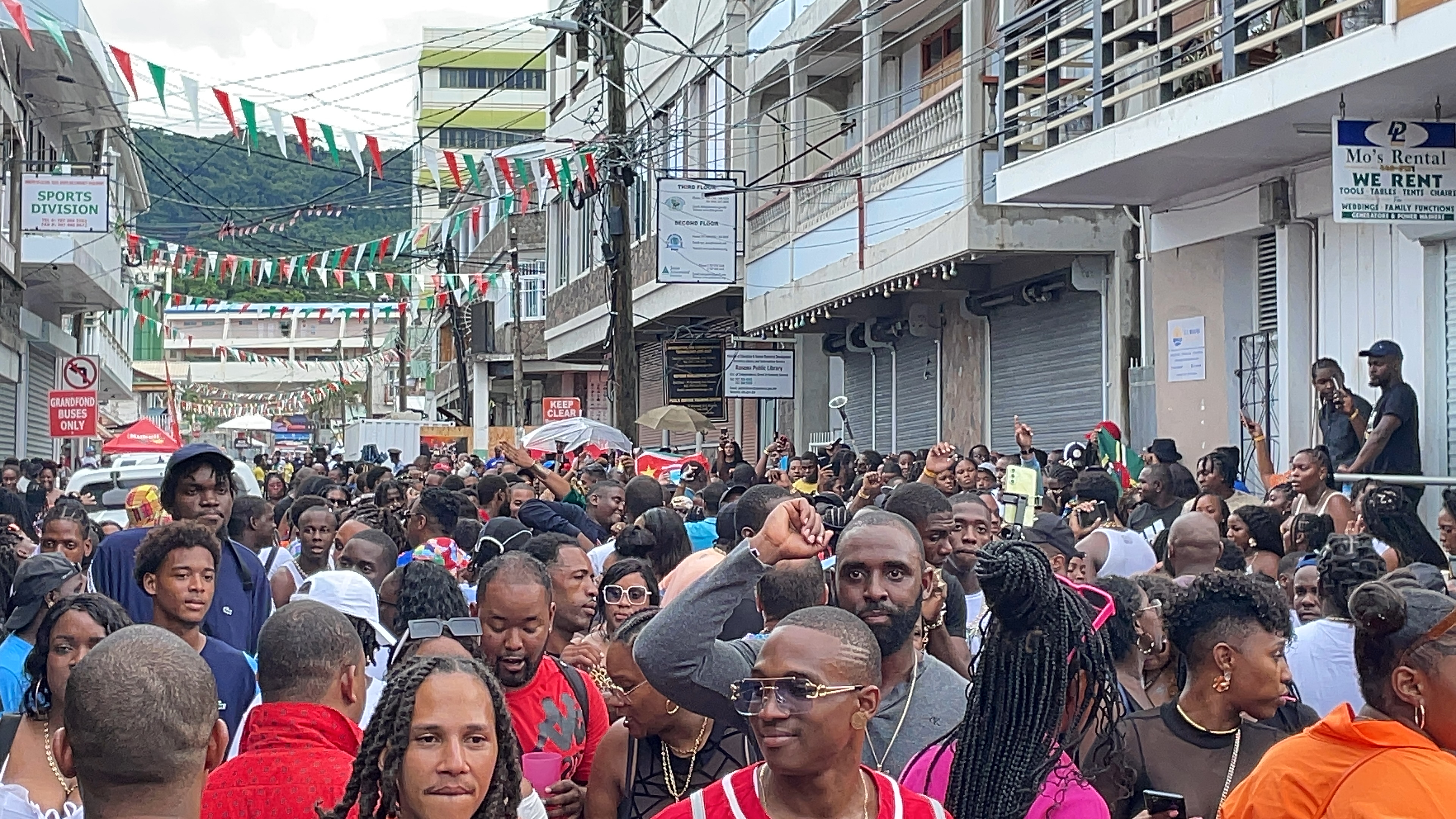     Dominica festival : la Jouvè qui réveille !

