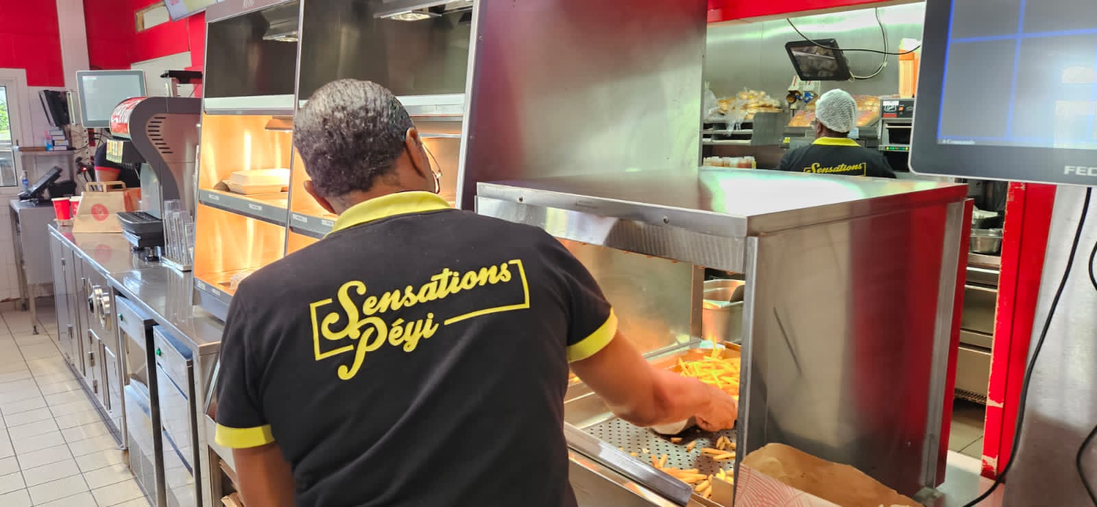     Un premier fast-food lance la vaisselle réutilisable en Martinique

