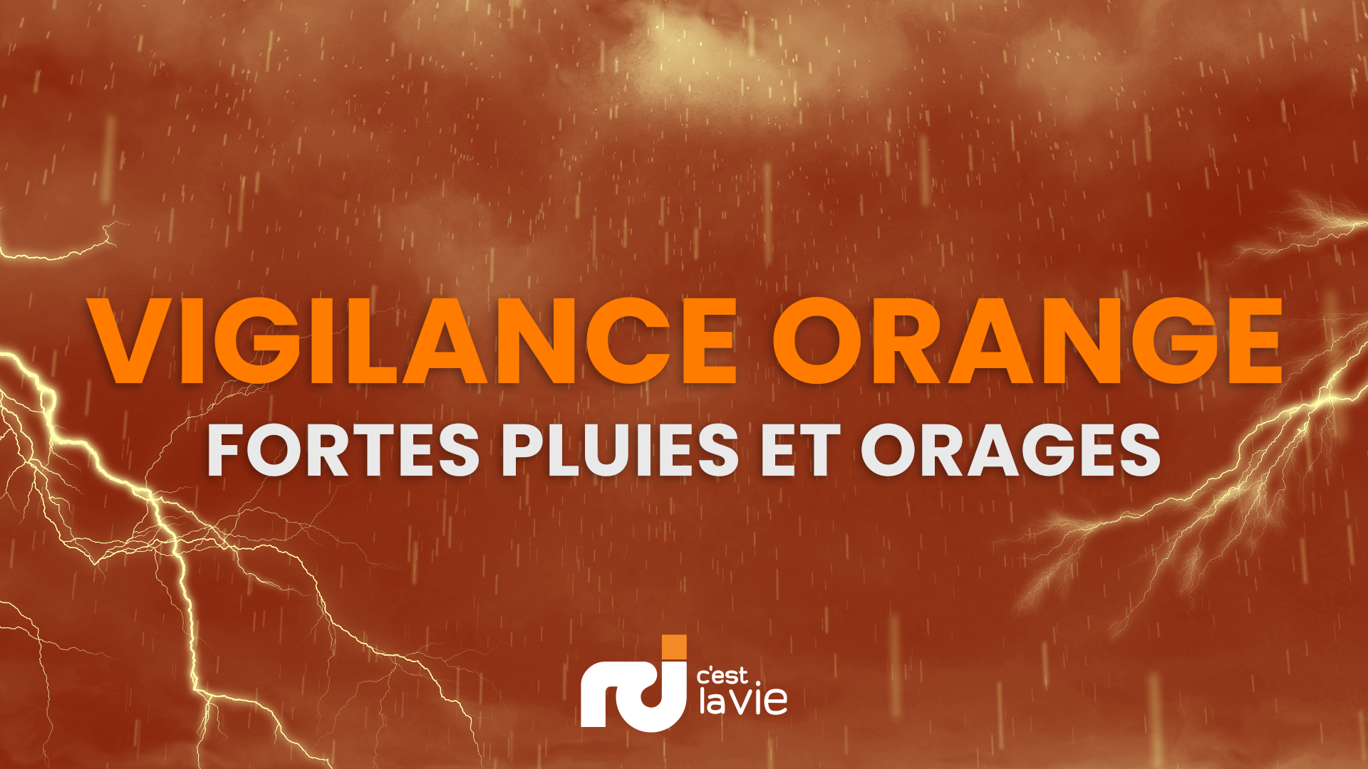     Fortes pluies et orages : la Guadeloupe passe en alerte orange

