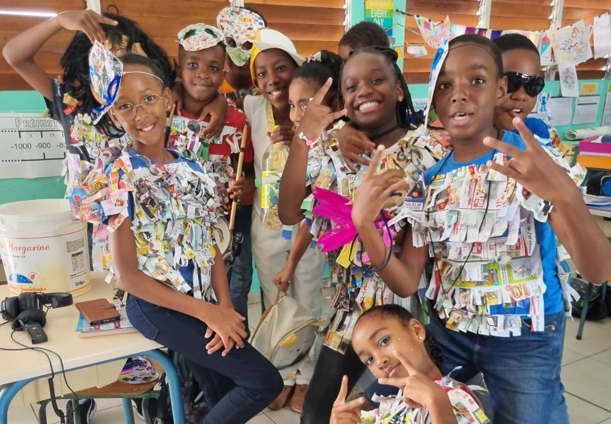     Ambiance carnaval à l’école primaire Saint-Paul de Bouillon à Basse-Terre

