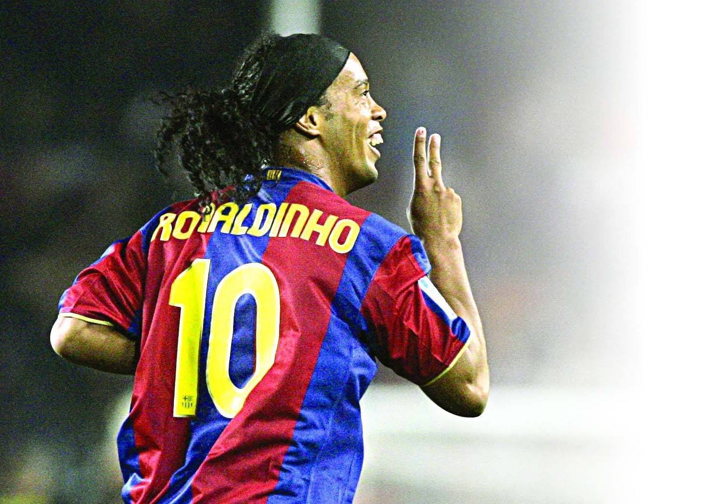     Le footballeur Brésilien Ronaldinho arrive en Guadeloupe 

