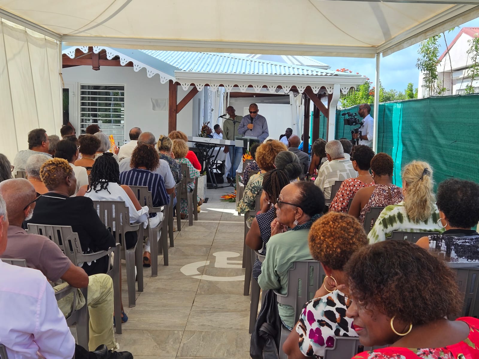     Inauguration d'un centre d'accueil de jour pour les personnes âgées, véritable relais des aidants familiaux


