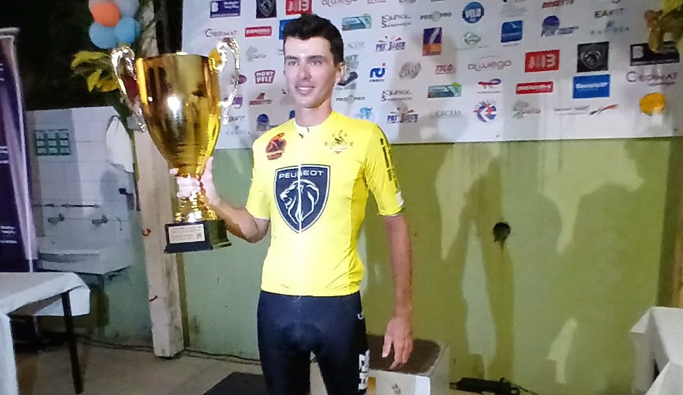     Axel Taillandier vainqueur du Critérium Cycliste de la ville du Lamentin

