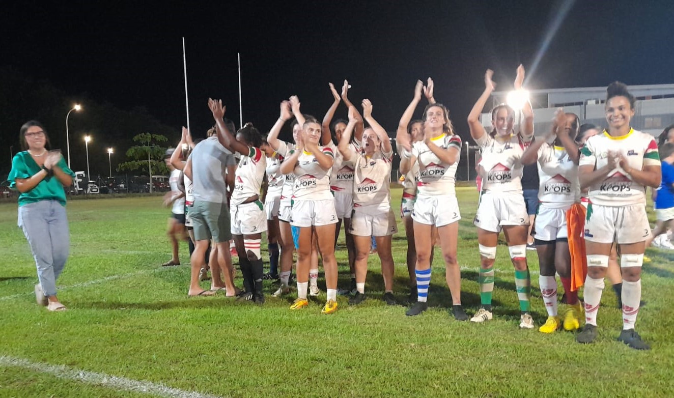     L'équipe féminine de rugby à 7 de Guadeloupe remporte le Tournoi Antilles-Guyane 2024

