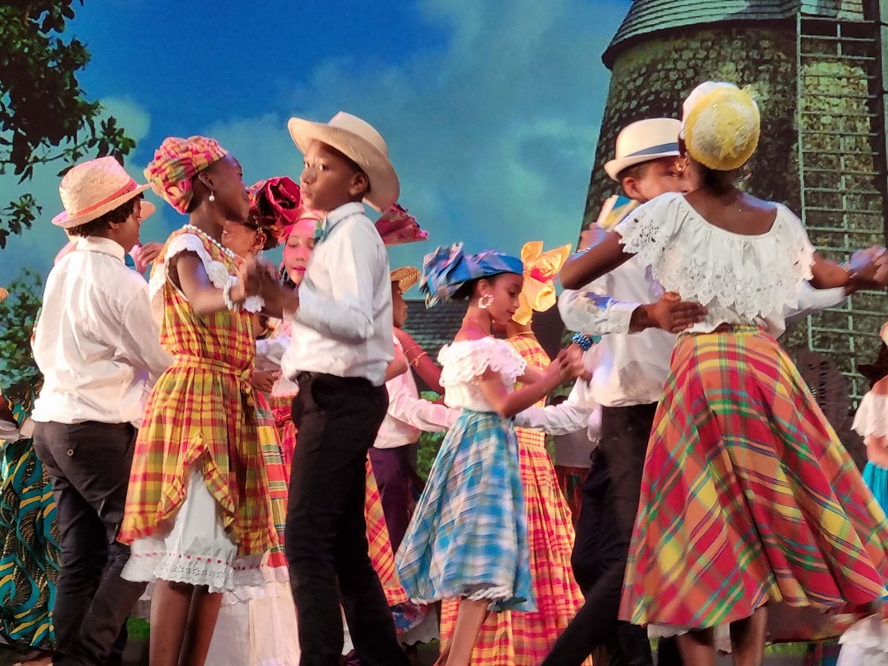     Les primaires de Bouillon font leur show à l’Artchipel à Basse-Terre

