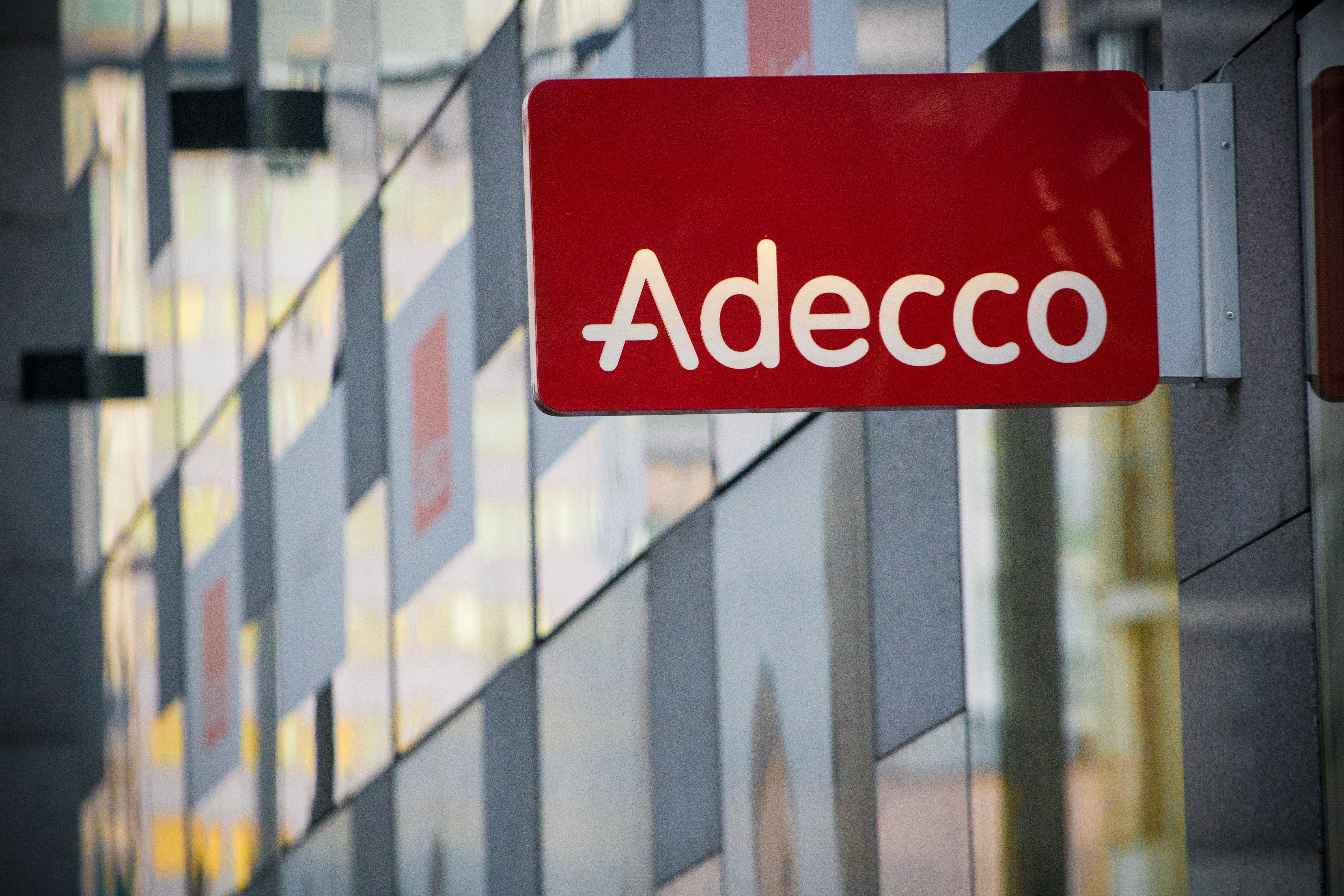     Intérim: Adecco condamné à une amende pour discrimination à l'embauche et fichage racial


