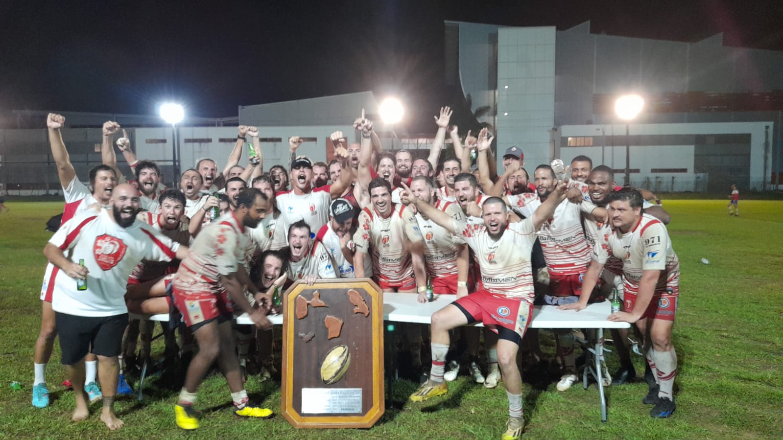     Le Good Luck du Gosier remporte le Tournoi Antilles-Guyane de rugby


