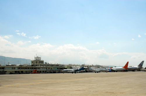     Vers la reprise du trafic aérien en Haïti le mois prochain

