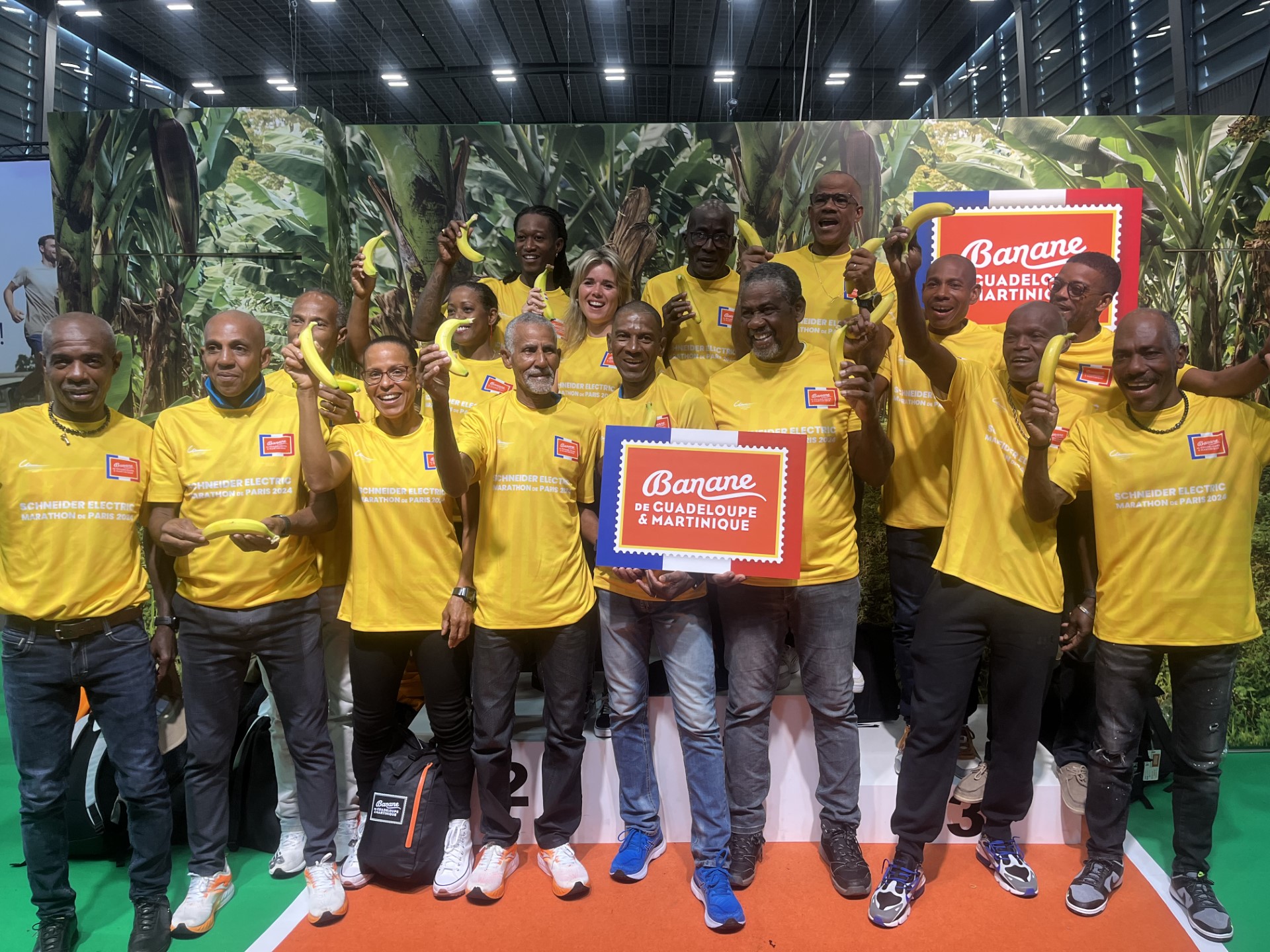     Des producteurs de bananes des Antilles au départ du marathon de Paris

