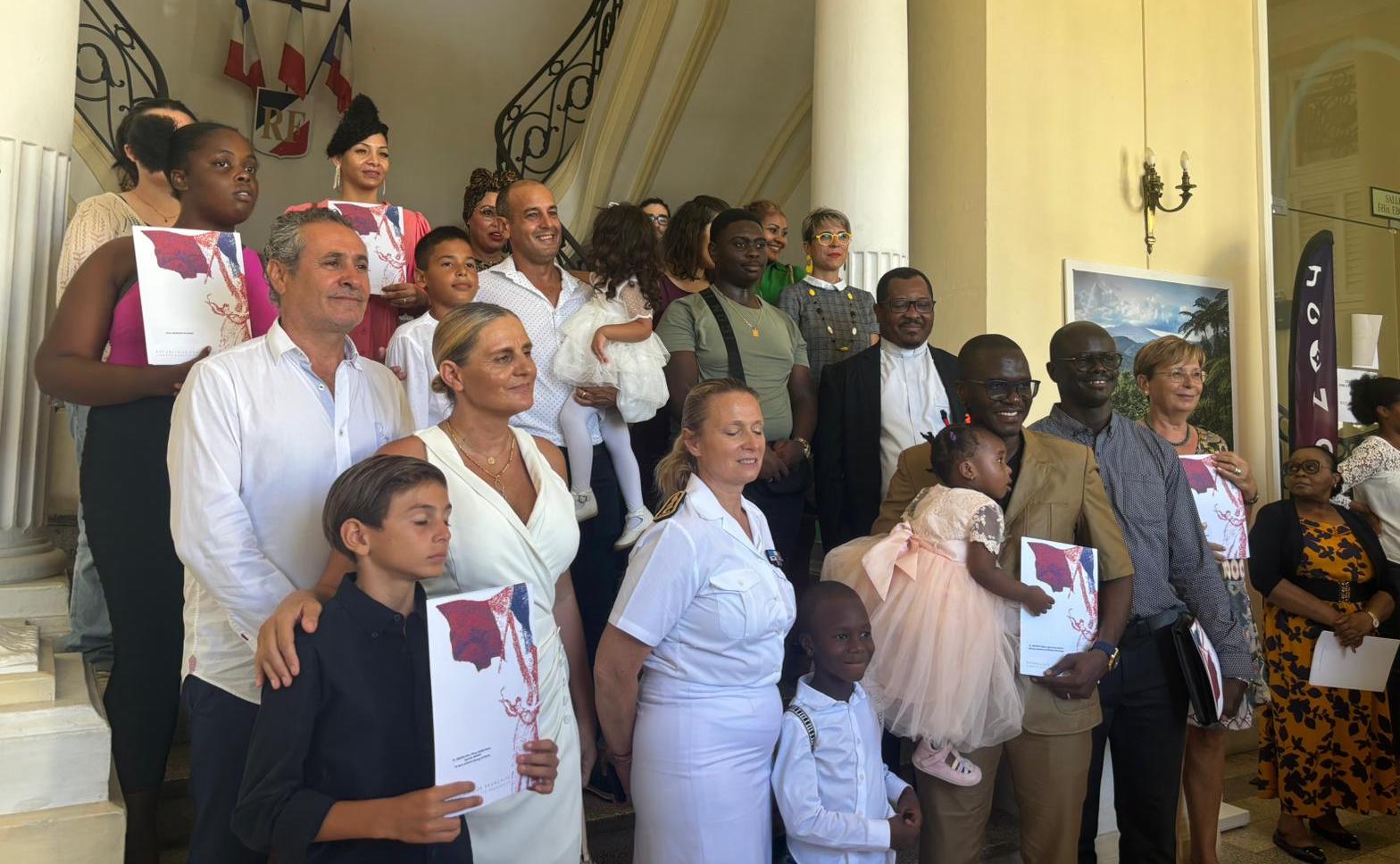     83 nouveaux citoyens français naturalisés en Martinique 

