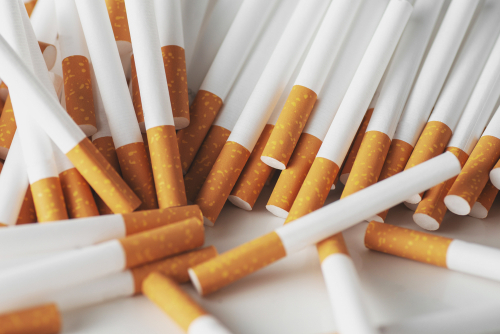     Guadeloupe : près de 2 tonnes de cigarettes de contrebande saisies sur le port de Jarry

