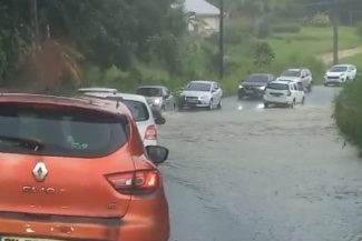     Après des pluies très intenses, la Guadeloupe de retour en Vigilance Jaune 

