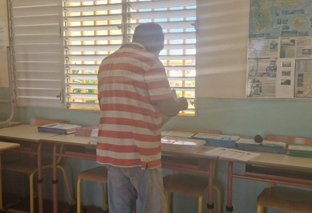     Elections européennes 2024 : un taux de participation faible en Guadeloupe

