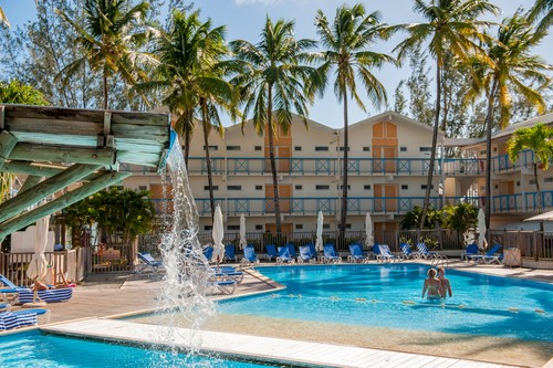     Tourisme : un début de grandes vacances décevant en Martinique

