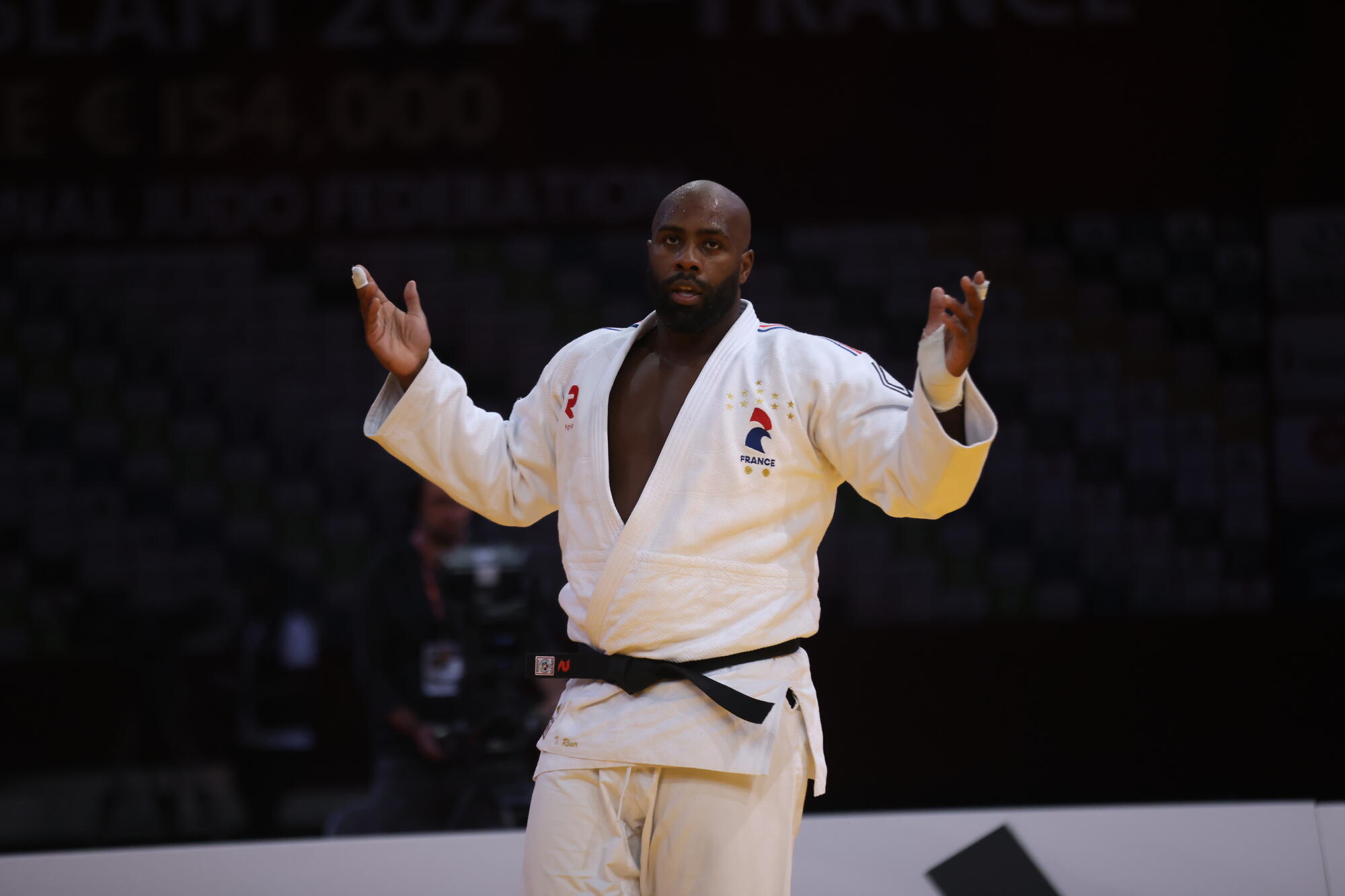     JO 2024 : Teddy Riner en finale chez les lourds !!!

