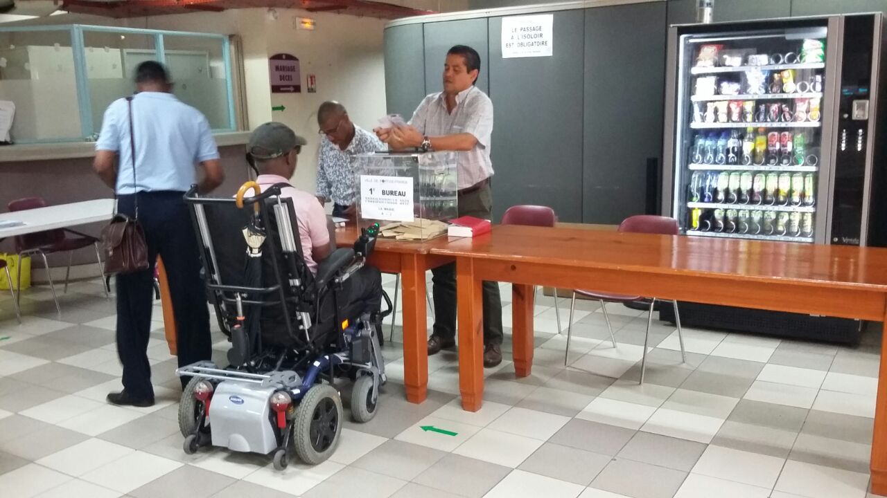 vote 2nd tour présidentielle Fort-de-france handicap
