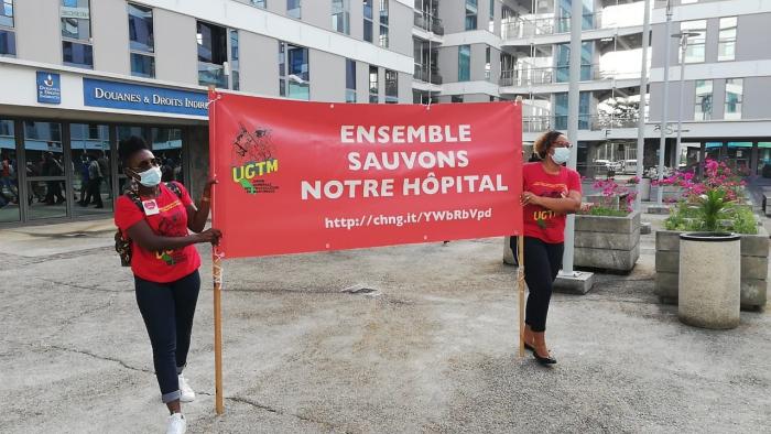 manifestation pour sauver l'hôpital de Trinité
