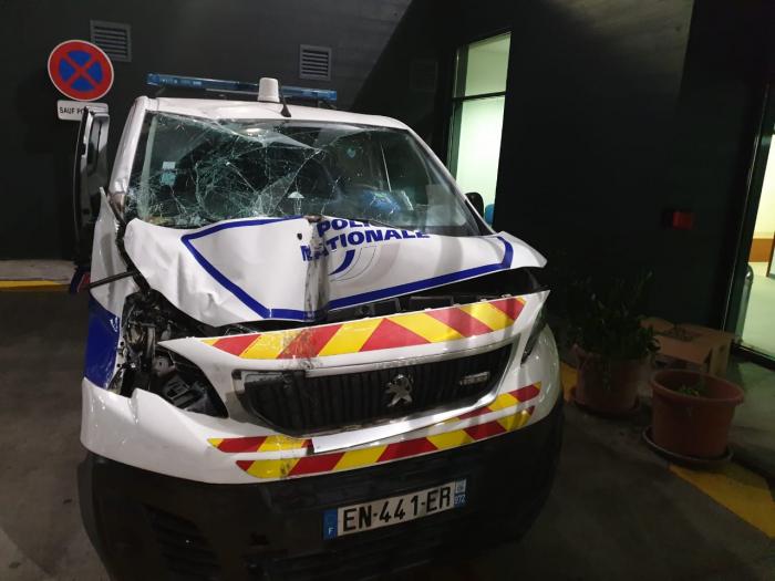 voiture police accidentée à Godissard