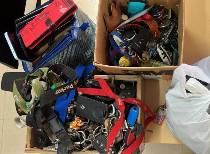 objets perdus carnaval Mq