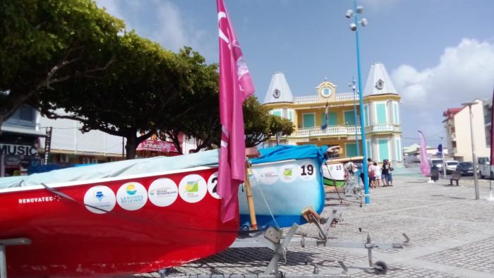 Canots Traditour Le Moule