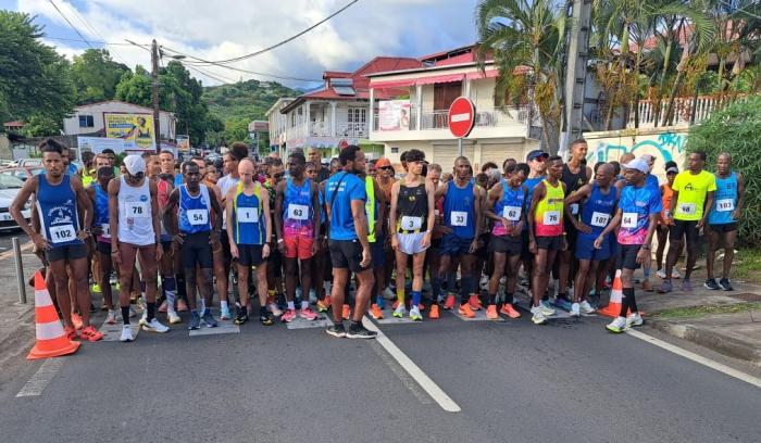 Départ du prologue Foulées de Baillif