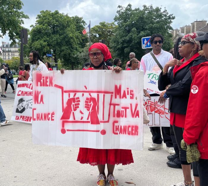 Manif vie chère Paris 