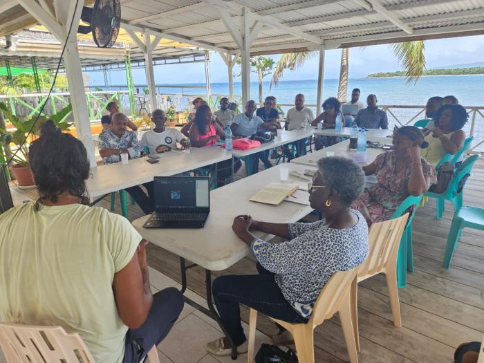 Réunion de crise Salines