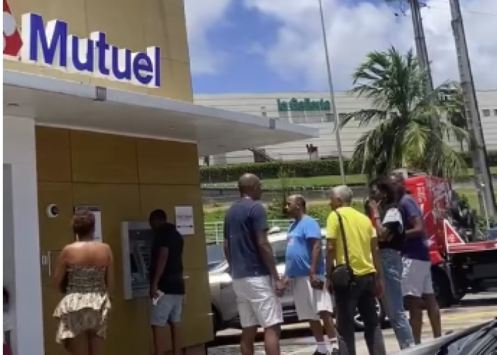 Attente Crédit Mutuel