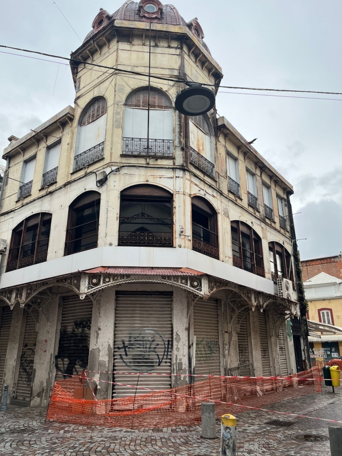 effondrement rue piétonne