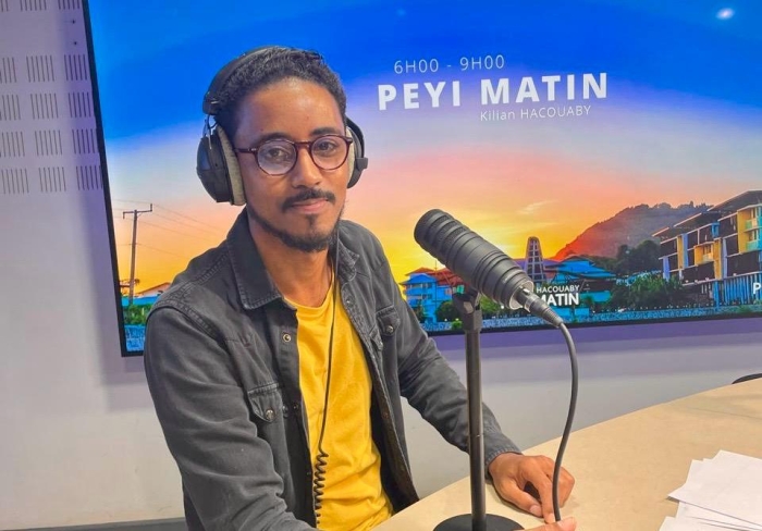 Arnaud Behary Les journaux de la matinale.