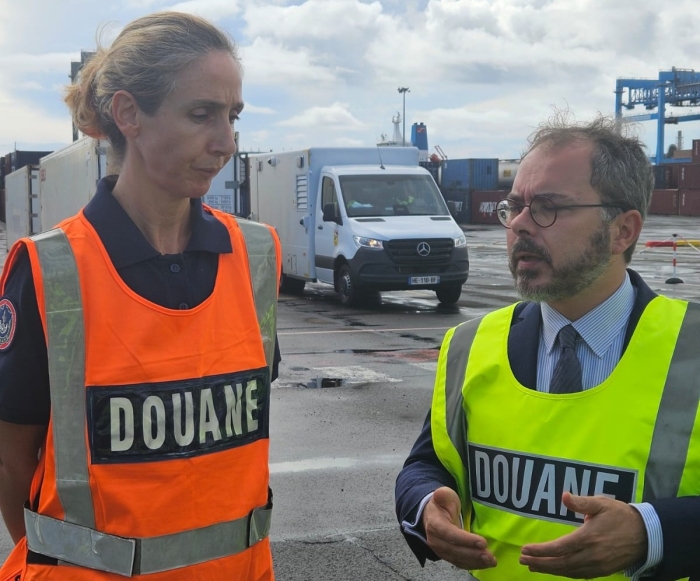 Scanner port Fort-de-France 