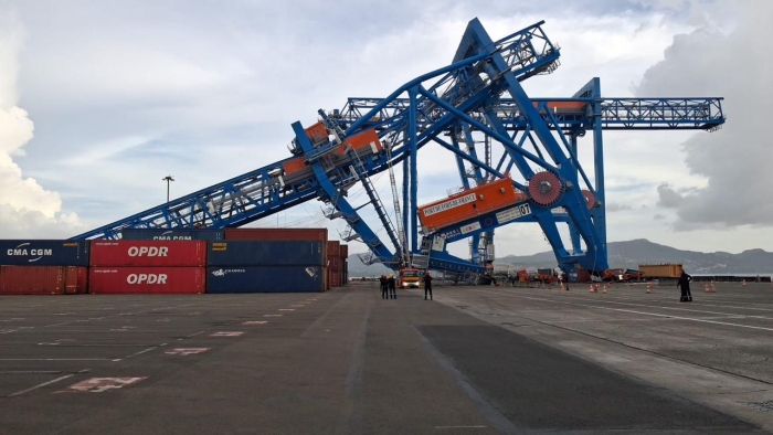 port effondrement portique