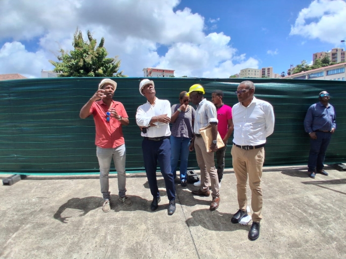 Démolition de l'ancien siège FA 8