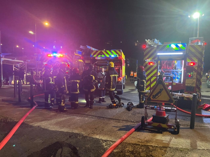 pompiers incendie pont de chaines