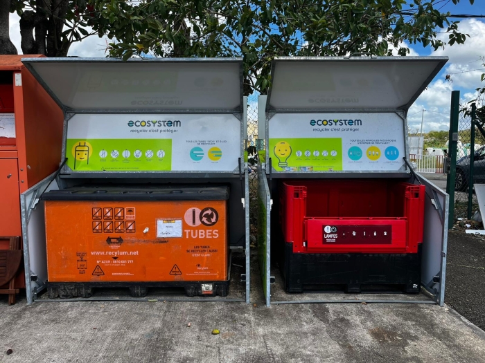 Poubelles pour l'électronique