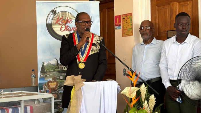 conseil municipal carbet maire