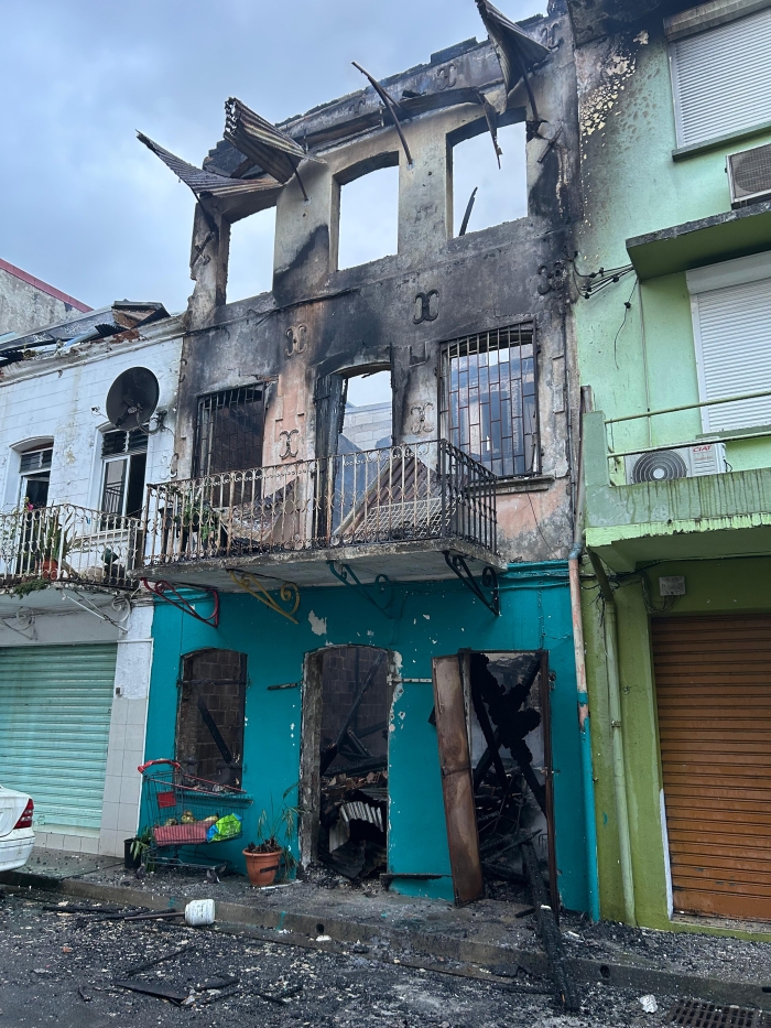 incendie rue perrinon fort-de-france