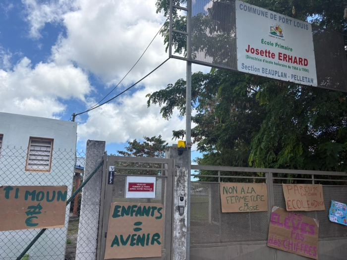 mobilisation Ecole Josette Erhard Port Louis