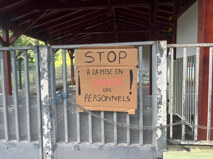mobilisation gourbeyre collège